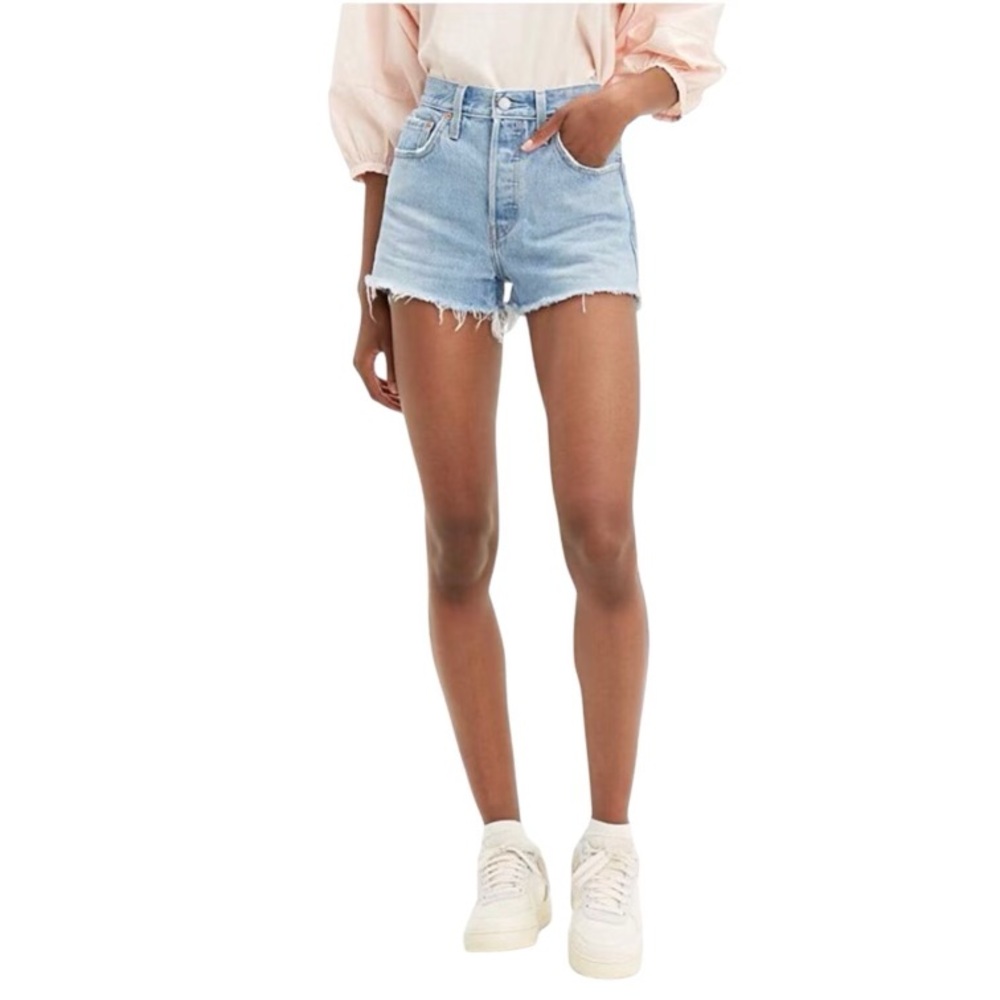 Levi’s 501 W27 (US 4/5) Denim Women’s Shorts High Rise Light Wash Button Fly